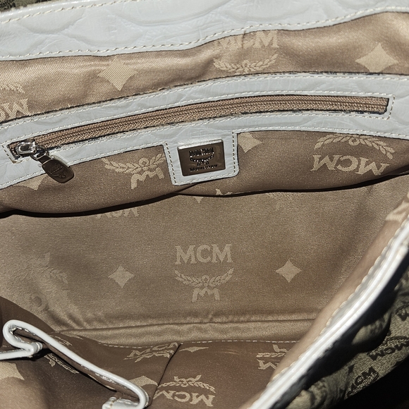 MCM Croc Trim Shoulder Bag And Wallet Set - Picture 7 of 14